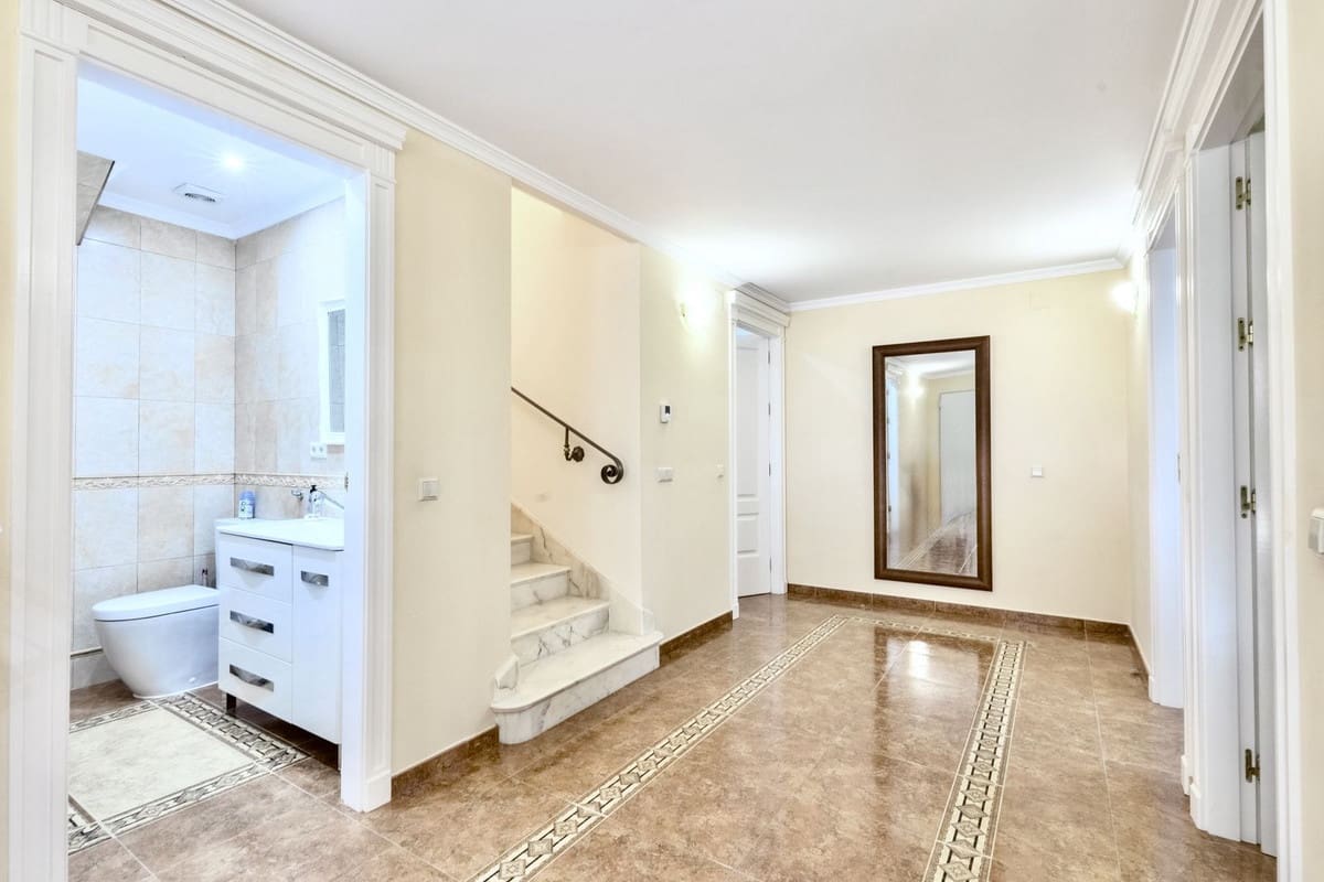 6 camera da letto Villa in vendita in Marbella con piscina garage - 3.290.000 € (Rif: 9816826)