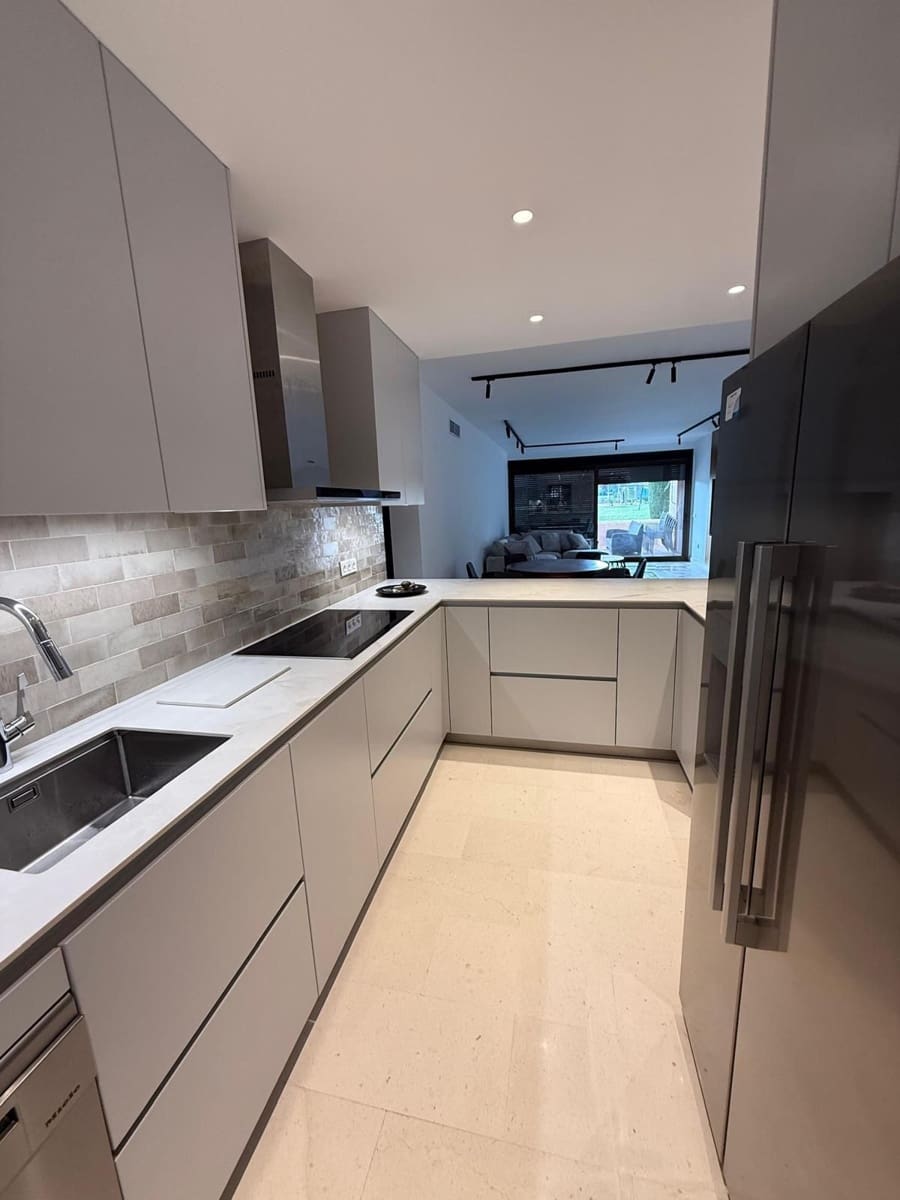 2 bedroom Apartment for rent in Atalaya-Isdabe with pool garage - € 3,500 (Ref: 9824071)