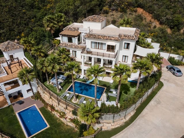 5 bedroom Villa for sale in Benahavís - € 2,700,000 (Ref: 9834685)