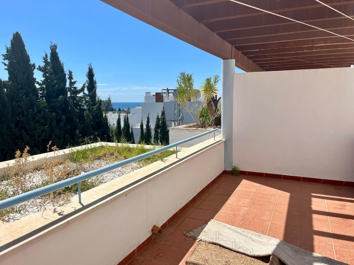 5 quarto Casa em Banda para venda em Costalita com piscina garagem - 570 000 € (Ref: 10140020)