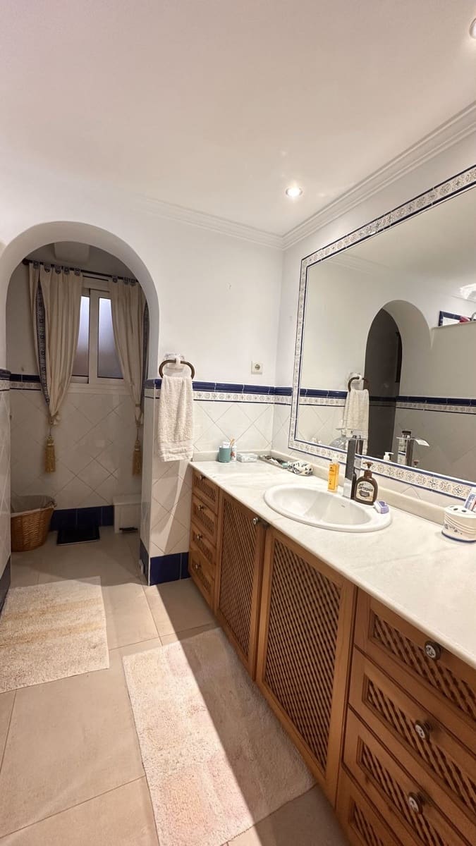 2 sypialnia Willa na sprzedaż w San Pedro de Alcantara - 650 000 € (Ref: 10140021)