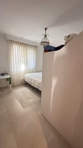 2 quarto Moradia para venda em San Pedro de Alcantara, Marbella - 650 000 € (Ref: 10140021)