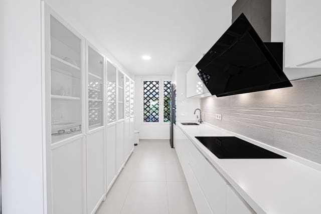 4 sovrum Hus till salu i Benahavís med pool garage - 1 295 000 € (Ref: 10140022)