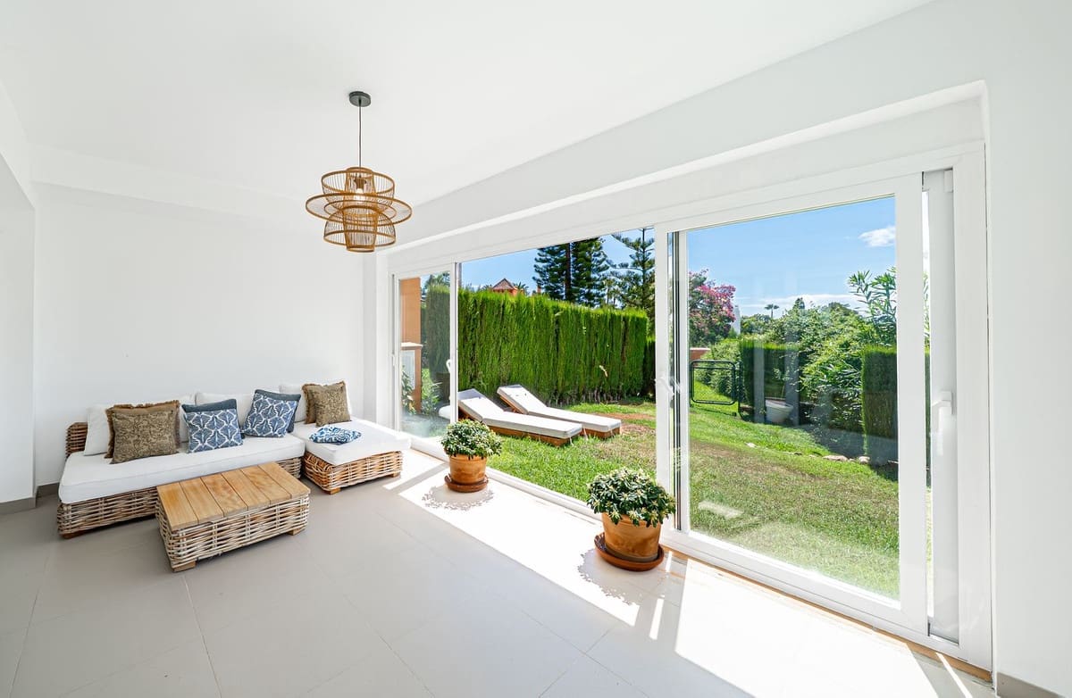 4 sovrum Hus till salu i Benahavis med pool garage - 1 295 000 € (Ref: 10140022)