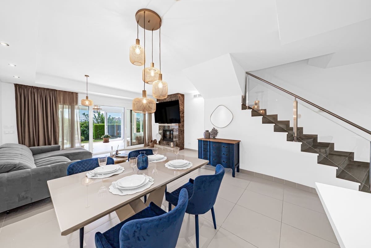 4 sovrum Hus till salu i Benahavis med pool garage - 1 295 000 € (Ref: 10140022)