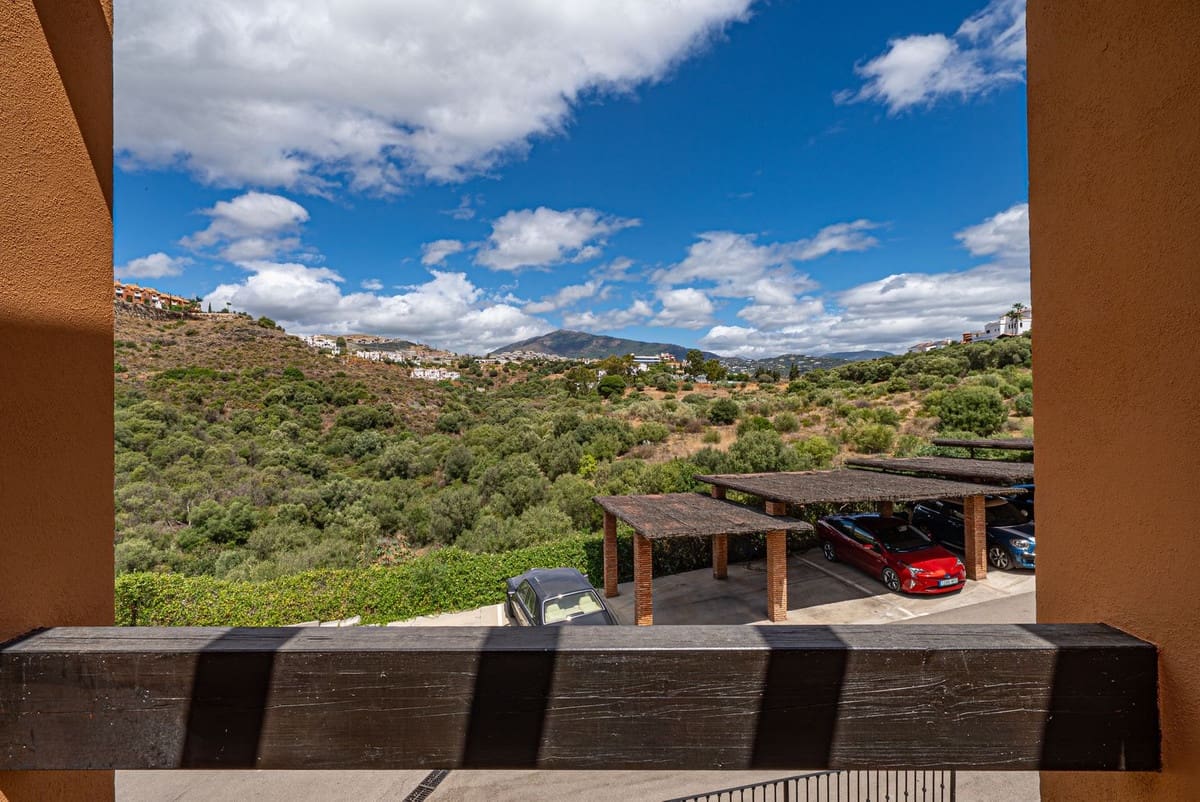 4 sovrum Hus till salu i Benahavis med pool garage - 1 295 000 € (Ref: 10140022)