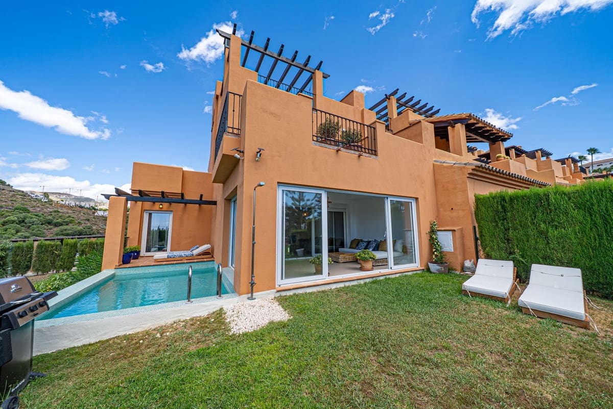 4 sovrum Hus till salu i Benahavis med pool garage - 1 295 000 € (Ref: 10140022)