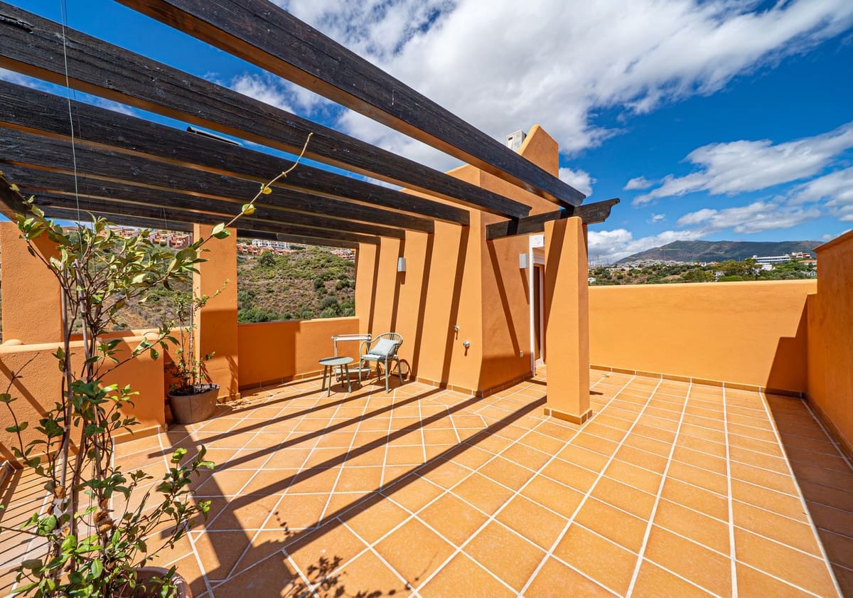 4 sovrum Hus till salu i Benahavis med pool garage - 1 295 000 € (Ref: 10140022)