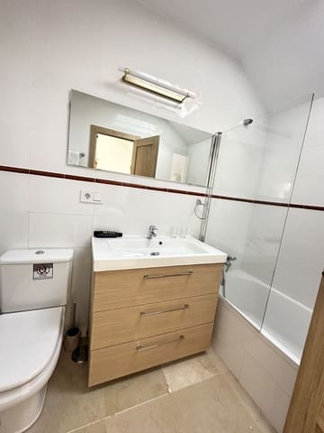 10 slaapkamer Commercieel te koop in San Pedro de Alcantara, Marbella - € 2.750.000 (Ref: 10140025)