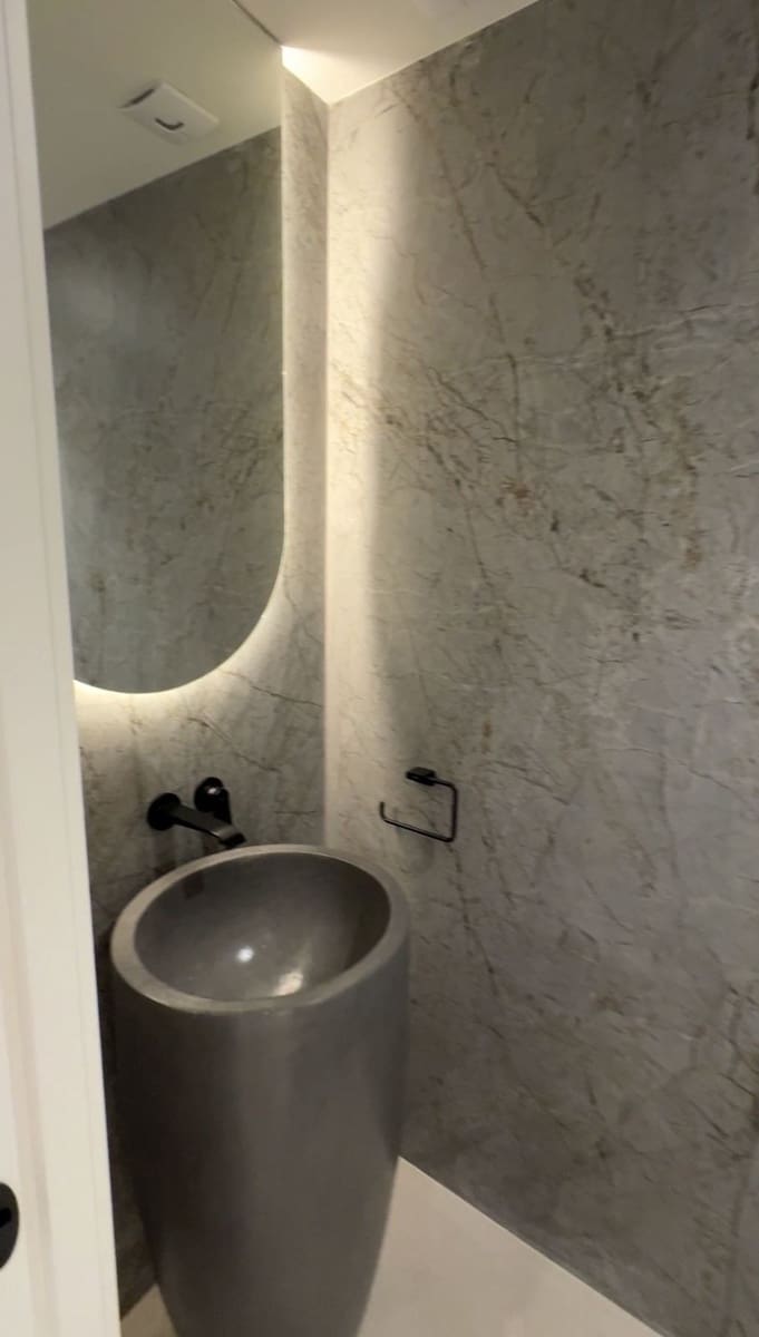 4 quarto Casa em Banda para venda em El Velerin com piscina garagem - 2 100 000 € (Ref: 10140027)