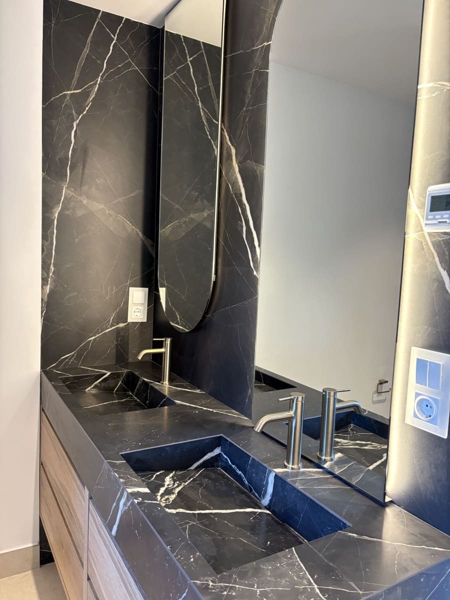 4 quarto Casa em Banda para venda em El Velerin com piscina garagem - 2 100 000 € (Ref: 10140027)
