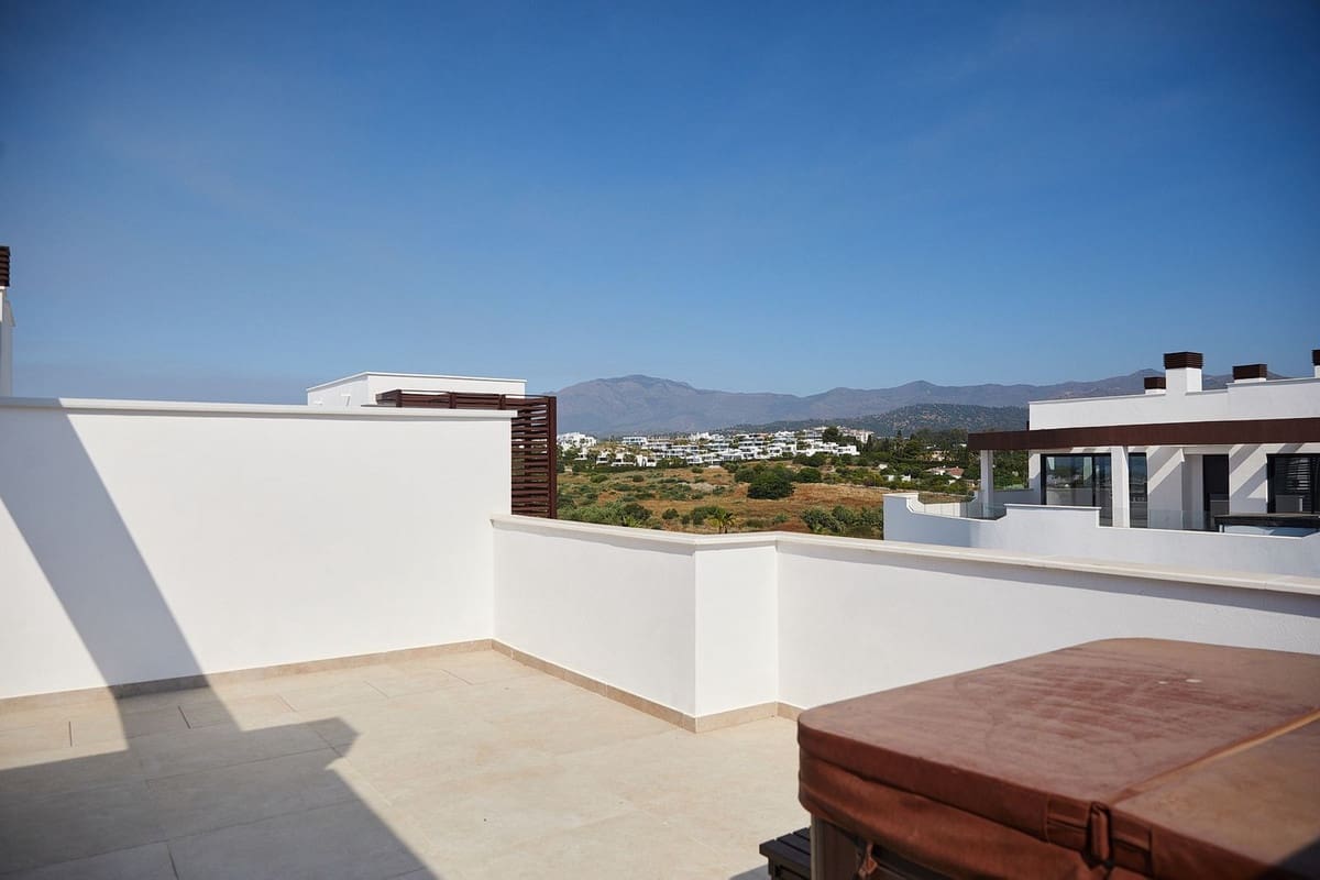 4 chambre Appartement à vendre à Cancelada avec piscine garage - 1 280 000 € (Ref: 10140030)