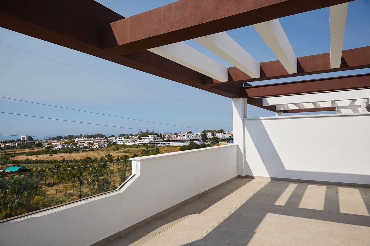 4 chambre Appartement à vendre à Cancelada avec piscine garage - 1 280 000 € (Ref: 10140030)