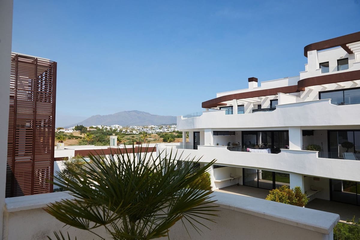 4 chambre Appartement à vendre à Cancelada avec piscine garage - 1 280 000 € (Ref: 10140030)