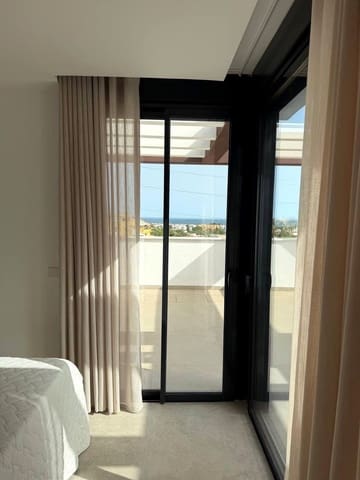4 chambre Appartement à vendre à Cancelada, Estepona avec piscine garage - 1 280 000 € (Ref: 10140030)