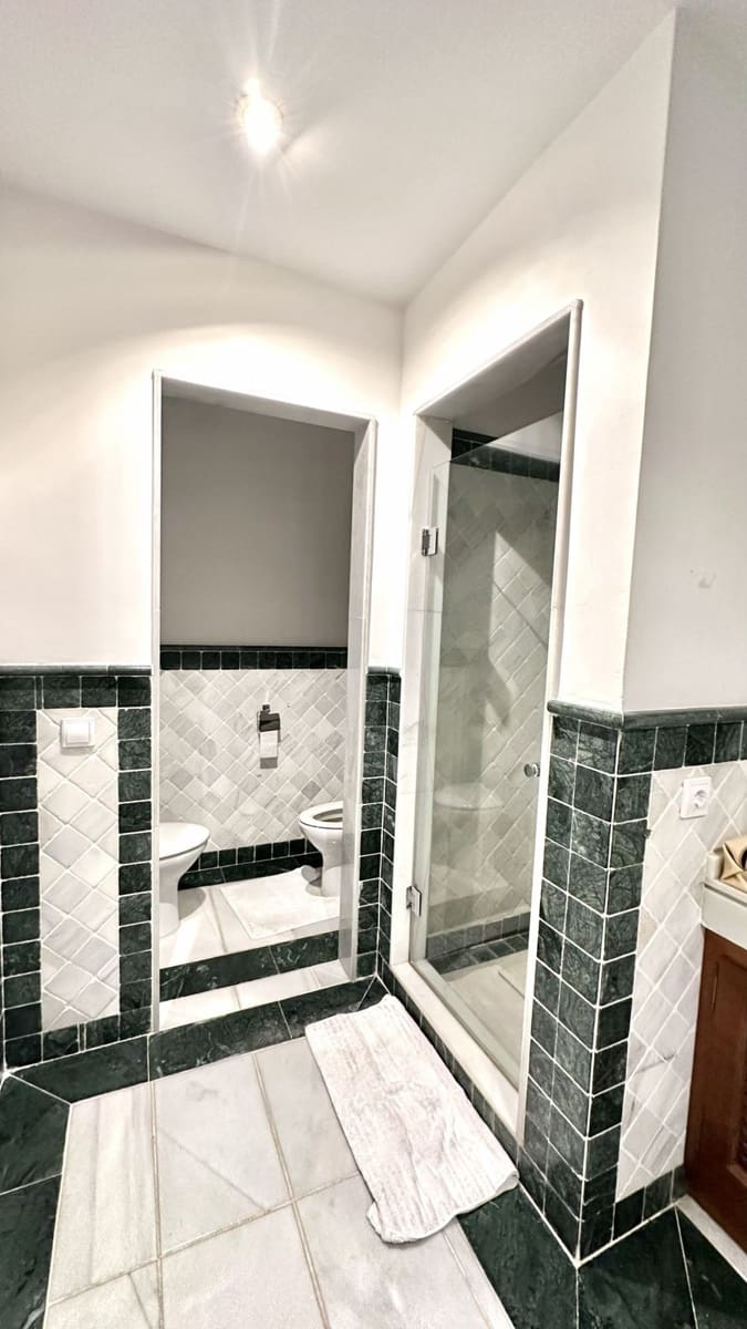 2 sypialnia Apartament na sprzedaż w Marbella z garażem - 1 050 000 € (Ref: 10140031)