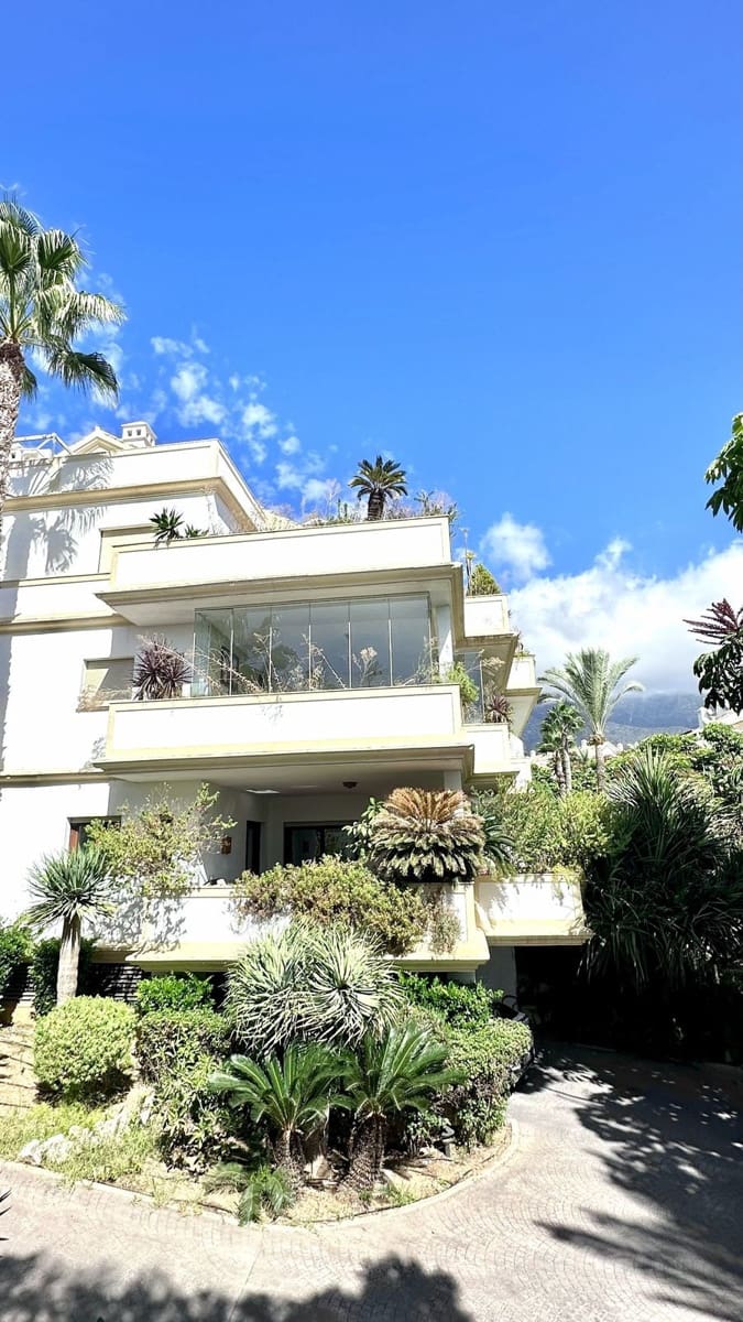 2 sypialnia Apartament na sprzedaż w Marbella z garażem - 1 050 000 € (Ref: 10140031)