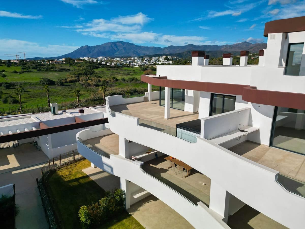 3 Zimmer Apartment zu verkaufen in Cancelada mit Pool Garage - 799.000 € (Ref: 10140032)
