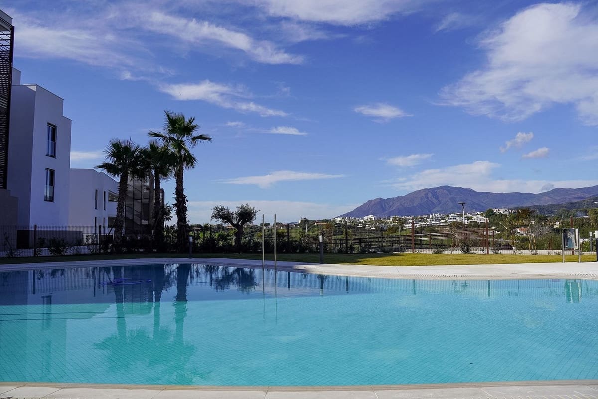 3 Zimmer Apartment zu verkaufen in Cancelada mit Pool Garage - 799.000 € (Ref: 10140032)