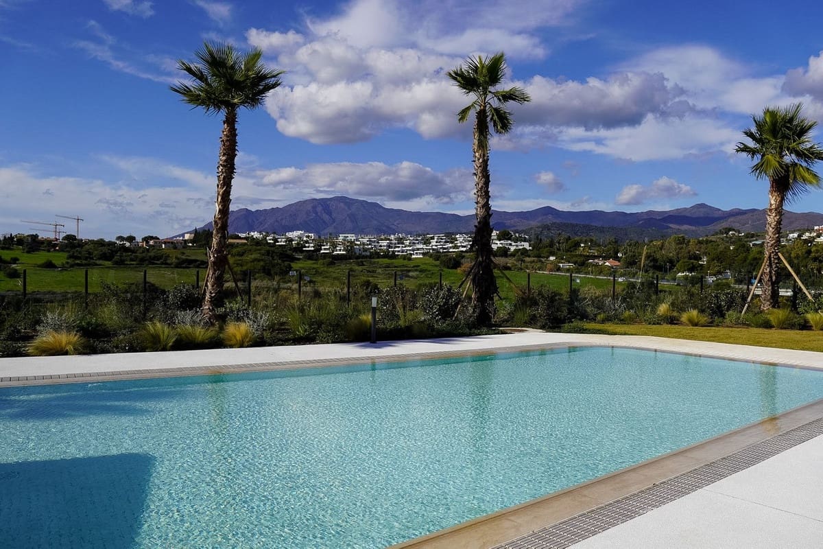 3 Zimmer Apartment zu verkaufen in Cancelada mit Pool Garage - 799.000 € (Ref: 10140032)