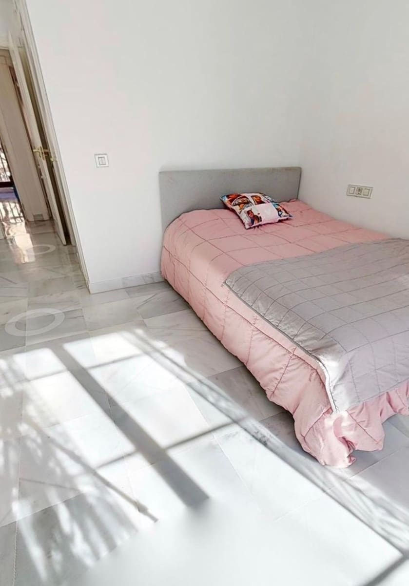 4 chambre Appartement à vendre à Estepona avec garage - 785 000 € (Ref: 10140033)