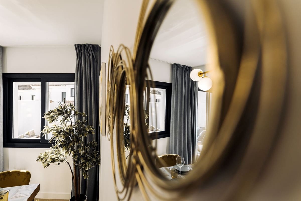 3 sypialnia Dom na sprzedaż w El Paraiso z basenem garażem - 560 000 € (Ref: 10140035)
