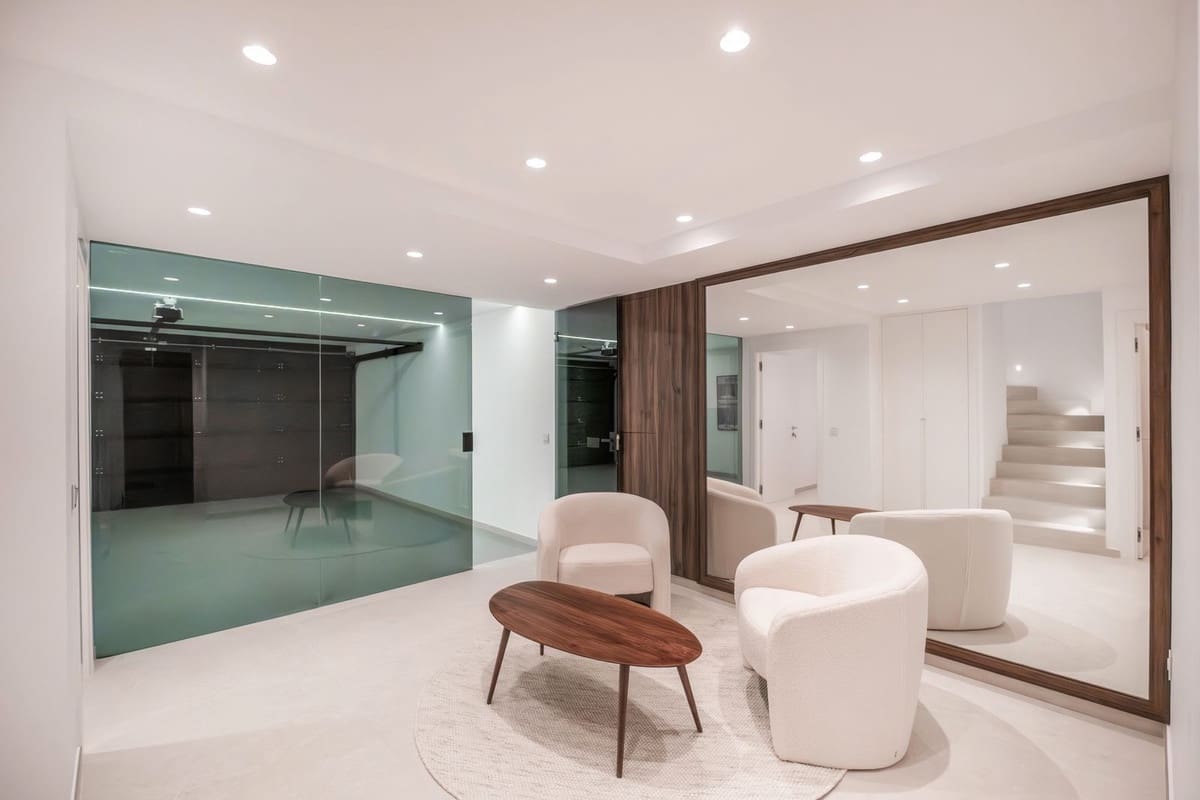 4 Zimmer Haus zu vermieten in Marbella mit Pool Garage - 15.000 € (Ref: 10140038)
