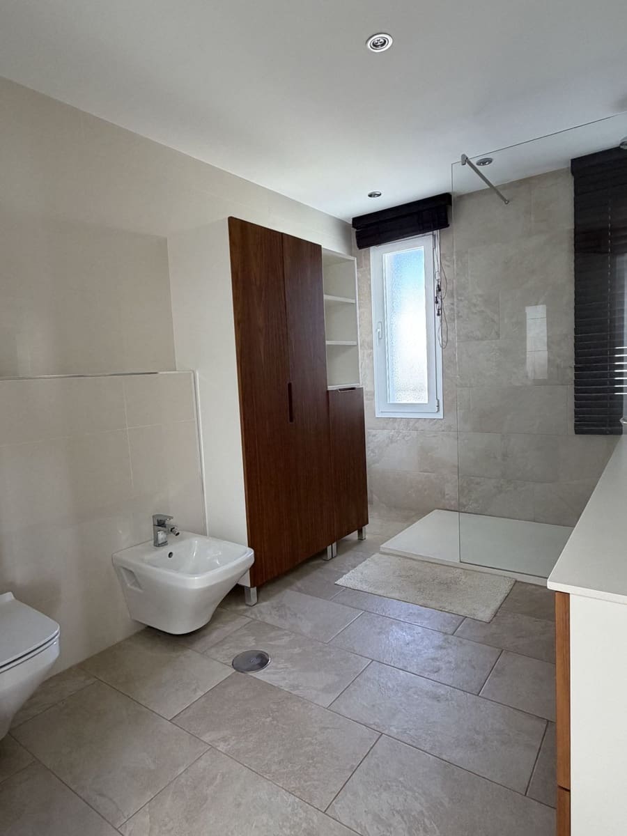 3 bedroom Penthouse for sale in Estepona with pool - € 1,795,000 (Ref: 10140040)