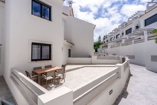 3 camera da letto Casa da affittare in El Paraiso, Estepona con piscina garage - 3.200 € (Rif: 10140041)