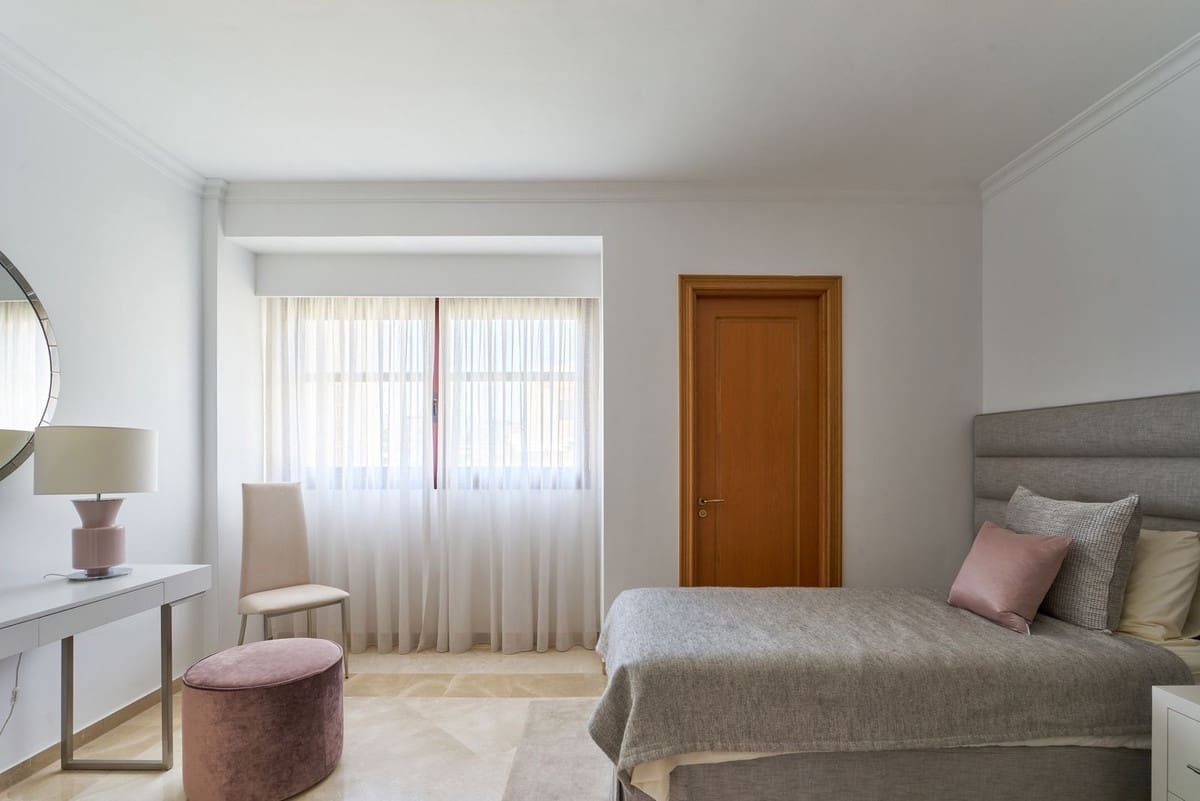 3 soverom Leilighet til salgs i Costalita med svømmebasseng garasje - € 3 100 000 (Ref: 10140045)