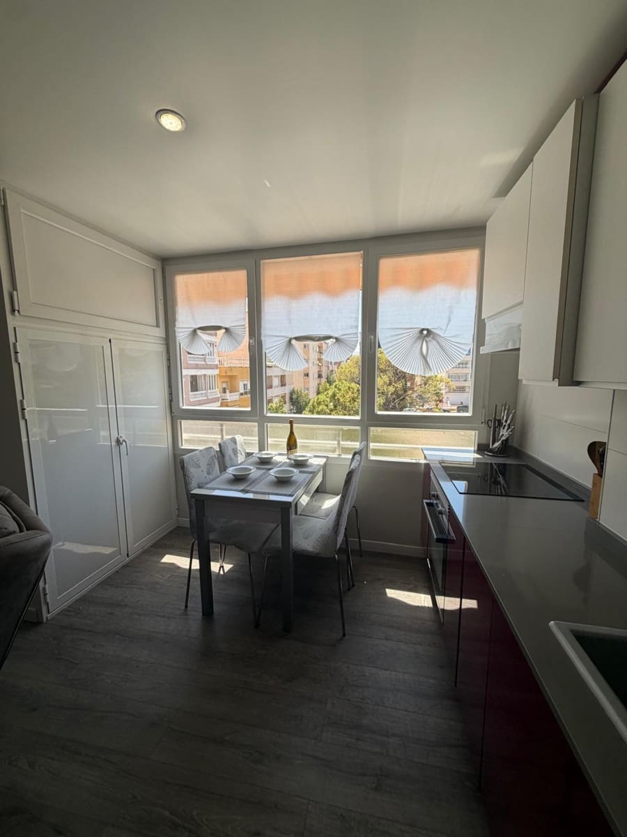2 chambre Appartement à vendre à Torrevieja - 165 000 € (Ref: 9937016)