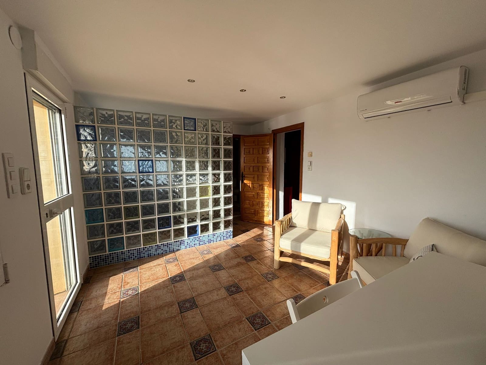 Chalet de 4 habitaciones en Teulada-Moraira en venta con piscina garaje - 675.000 € (Ref: 10009707)