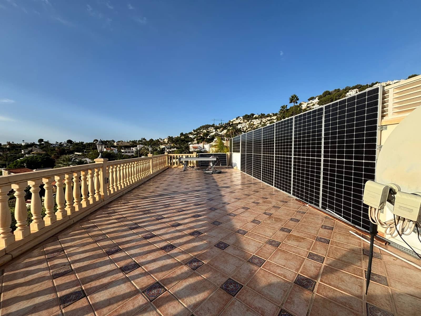Chalet de 4 habitaciones en Teulada-Moraira en venta con piscina garaje - 675.000 € (Ref: 10009707)