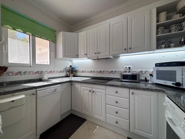 3 quarto Moradia para venda em Teulada-Moraira com piscina garagem - 725 000 € (Ref: 10040232)