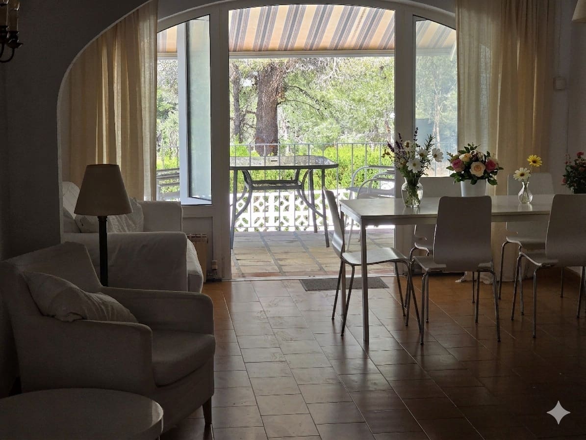 2 bedroom Bungalow for sale in Teulada-Moraira with pool garage - € 329,000 (Ref: 9926497)