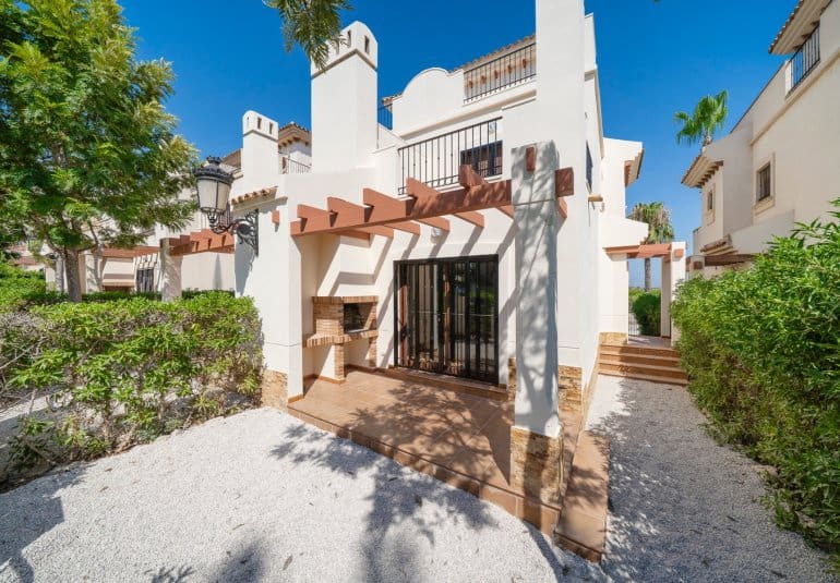 3 bedroom Bungalow for sale in Algorfa - € 230,000 (Ref: 9484097)