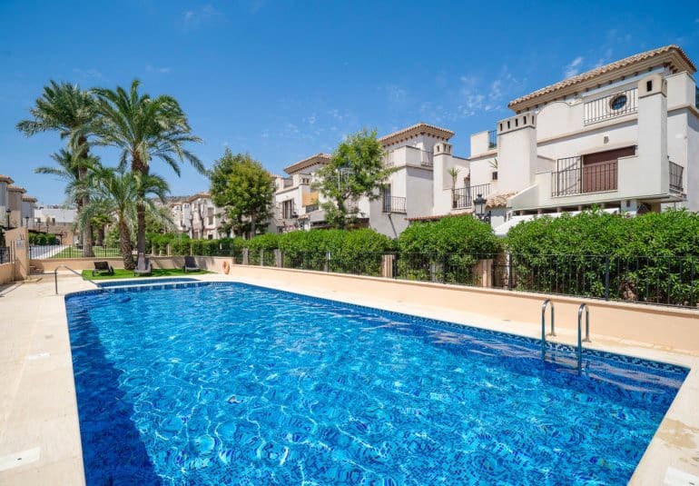 3 bedroom Bungalow for sale in Algorfa - € 230,000 (Ref: 9484097)