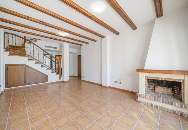 3 bedroom Bungalow for sale in Algorfa - € 230,000 (Ref: 9484097)