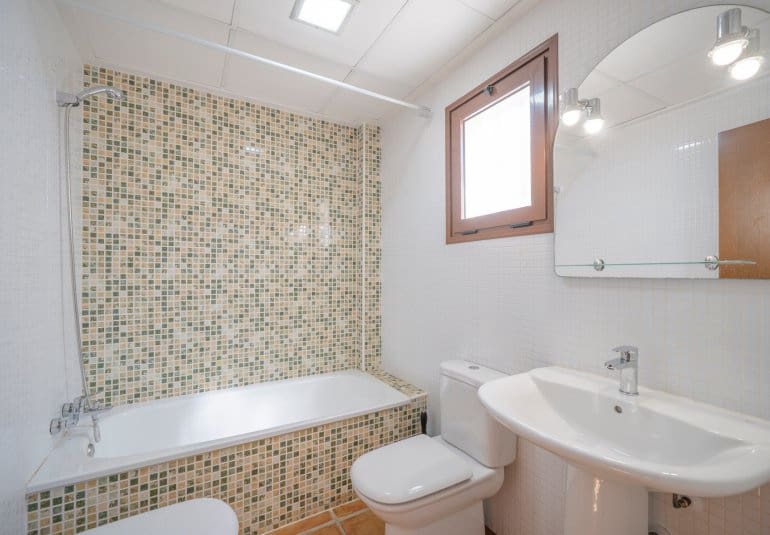 3 bedroom Bungalow for sale in Algorfa - € 230,000 (Ref: 9484097)