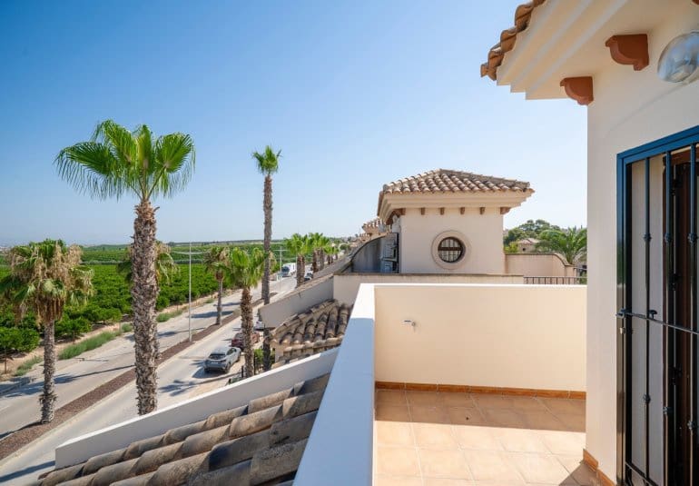 3 bedroom Bungalow for sale in Algorfa - € 230,000 (Ref: 9484097)