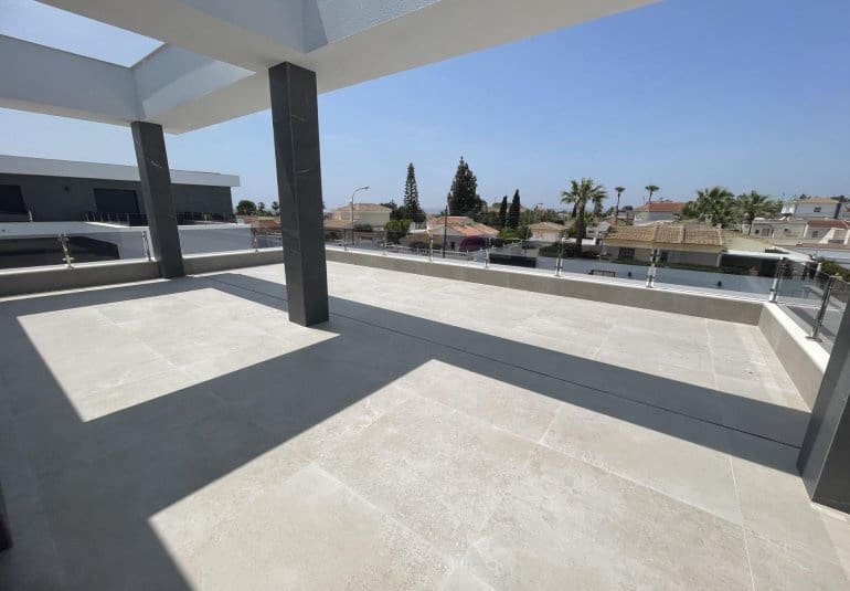 3 bedroom Villa for sale in Ciudad Quesada - € 799,900 (Ref: 9484101)