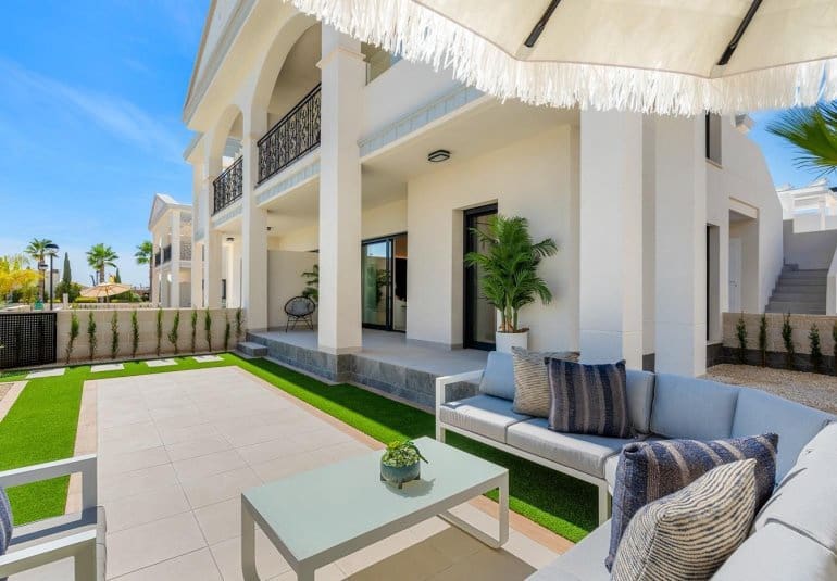 2 bedroom Apartment for sale in Dona Pepa - € 314,000 (Ref: 9484102)