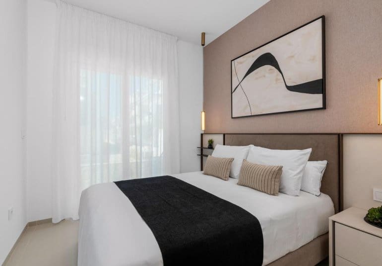 2 bedroom Apartment for sale in Dona Pepa - € 314,000 (Ref: 9484102)