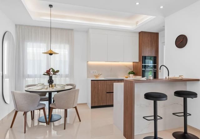 2 soveværelse Lejlighed til salg i Doña Pepa, Rojales - € 314.000 (Ref: 9484102)