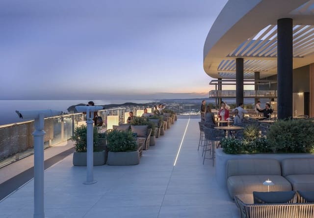 4 soveværelse Lejlighed til salg i Playa Poniente, Benidorm - € 2.145.000 (Ref: 9484108)