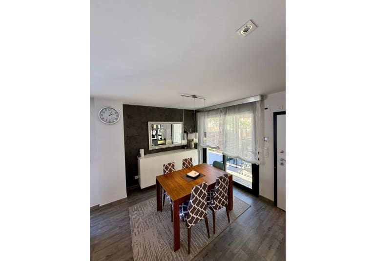 5 bedroom Villa for sale in La Mata with pool garage - € 529,000 (Ref: 9484121)