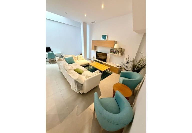 5 bedroom Villa for sale in La Mata with pool garage - € 529,000 (Ref: 9484121)