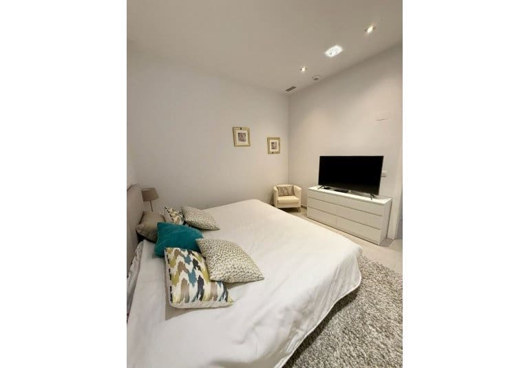 5 bedroom Villa for sale in La Mata with pool garage - € 529,000 (Ref: 9484121)