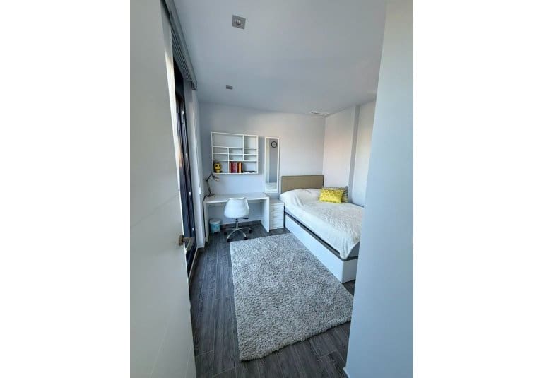 5 bedroom Villa for sale in La Mata with pool garage - € 529,000 (Ref: 9484121)