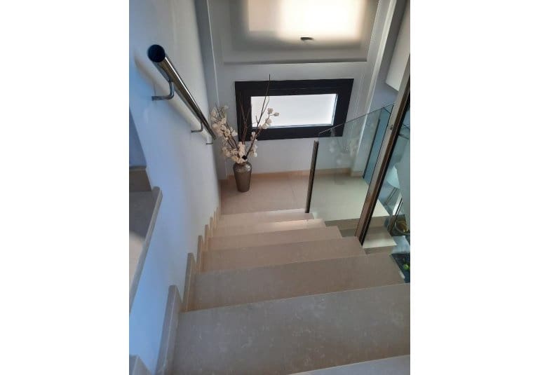 5 bedroom Villa for sale in La Mata with pool garage - € 529,000 (Ref: 9484121)